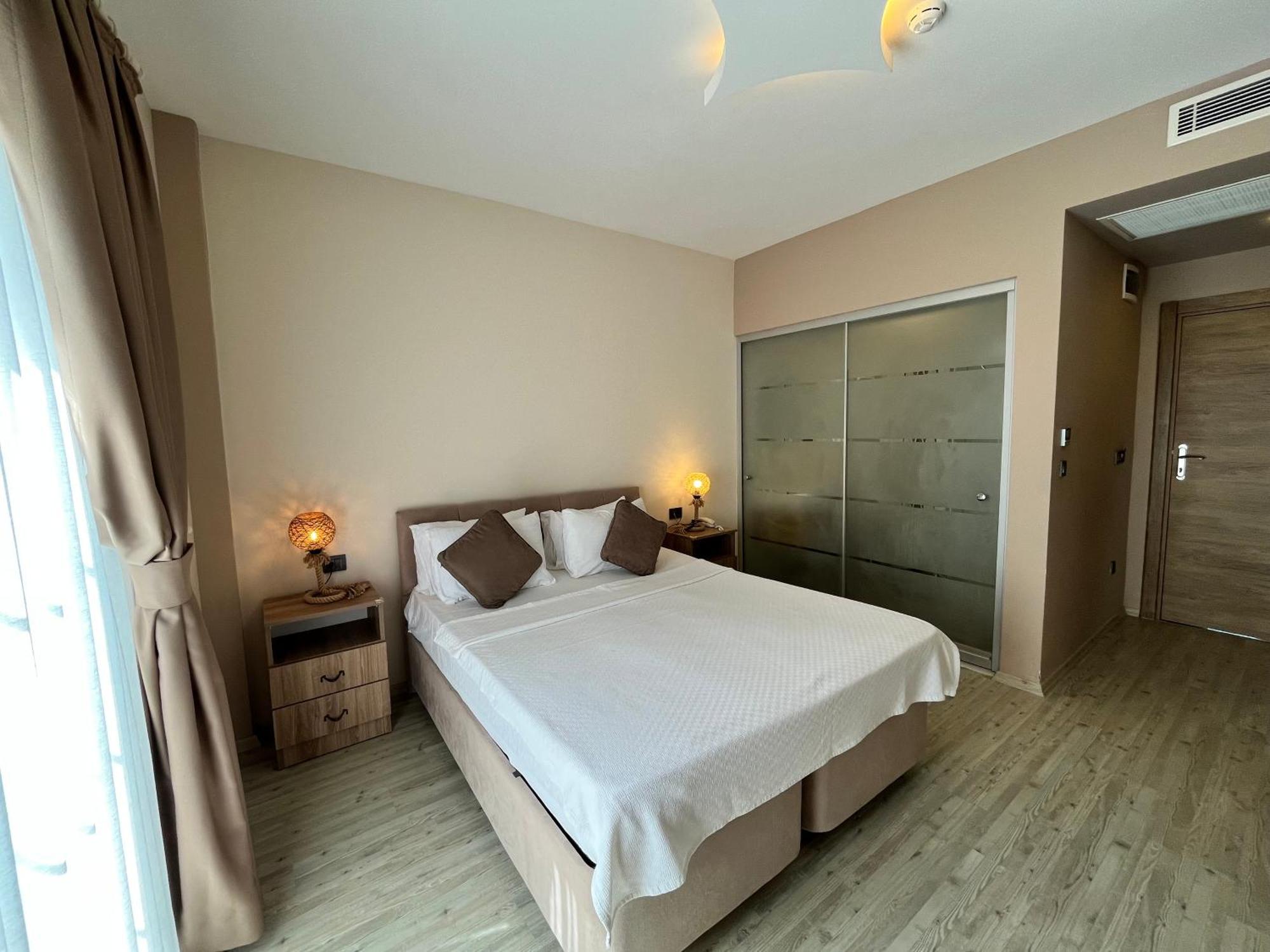 F&G Butik Hotel Alacati Szoba fotó