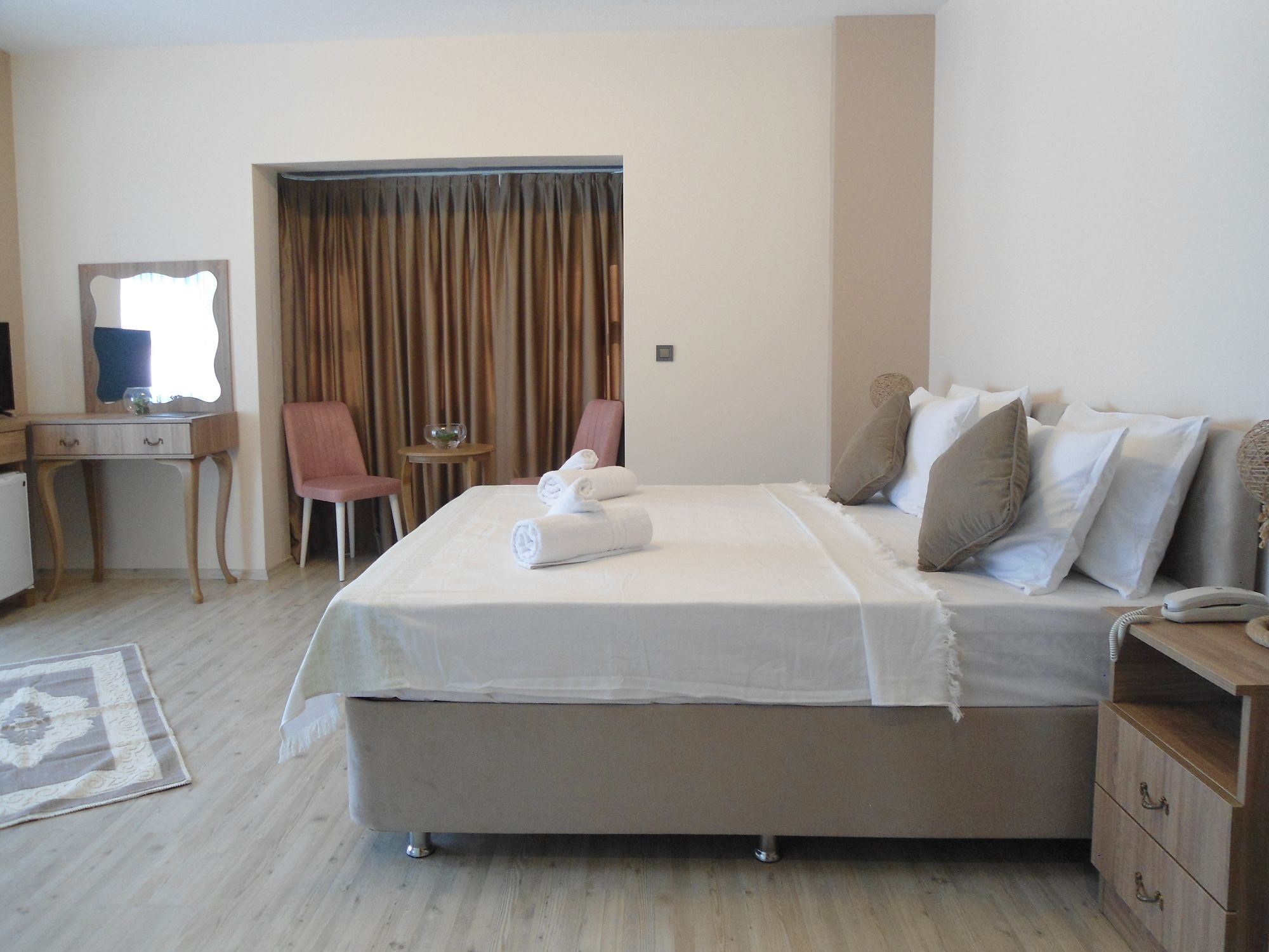 F&G Butik Hotel Alacati Kültér fotó